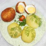frittierte Eier in Kräutersauce