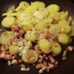 Bratkartoffeln mit Speck und Zwiebeln ( Pellkartoffeln)