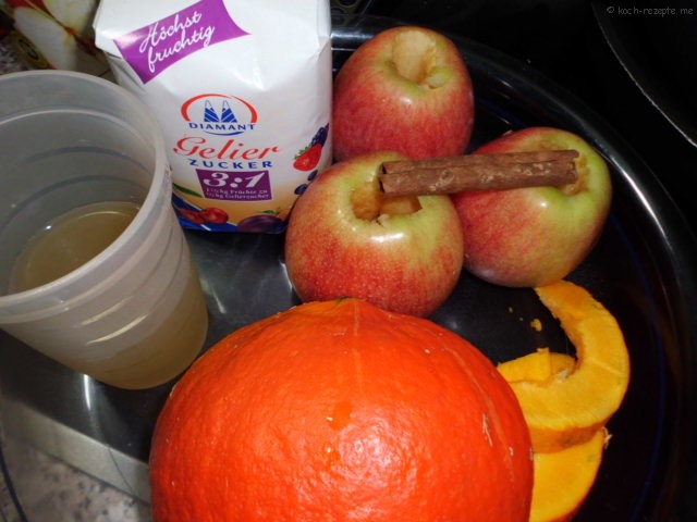 Zutaten für Kürbis Marmelade mit Äpfel und Zimt