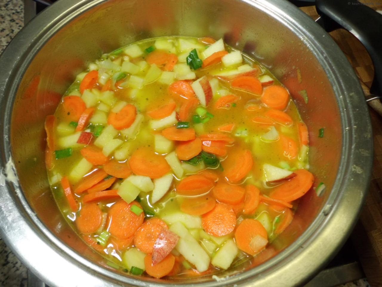 Möhreneintopf kochen das Rezept nach Omas bergische Art