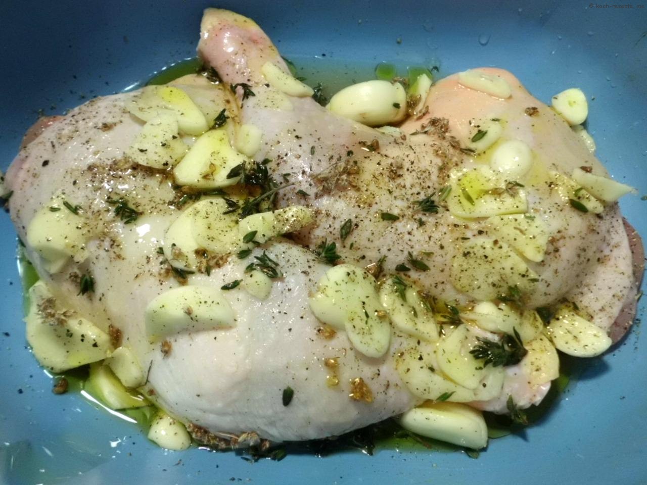 Knoblauchhuhn mit Salzzitronensaft und Kräuter