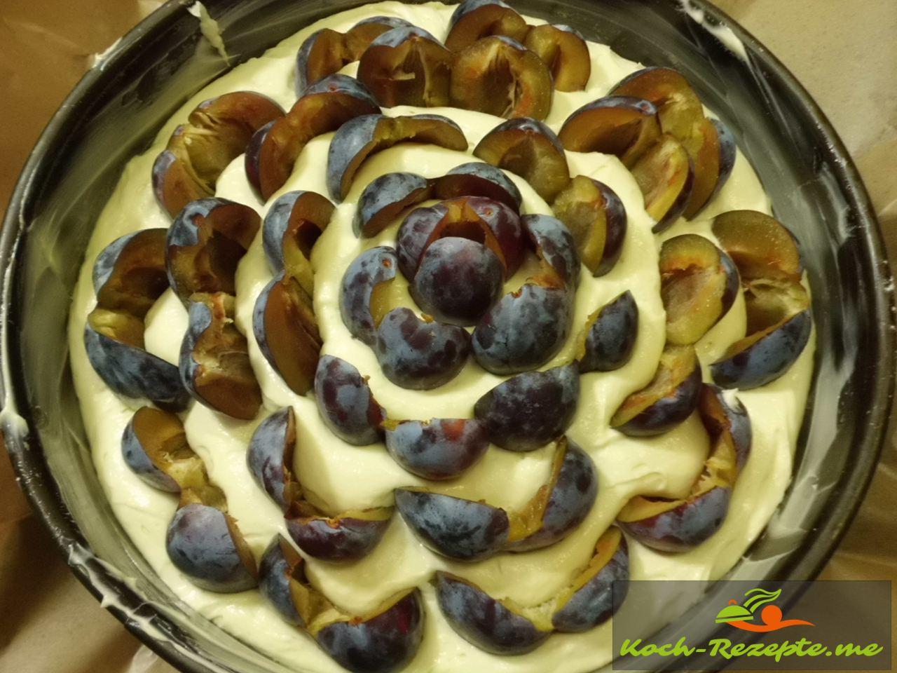 Rezept für Pflaumenkuchen mit Dinkelmehl und einer Baiserhaube backen