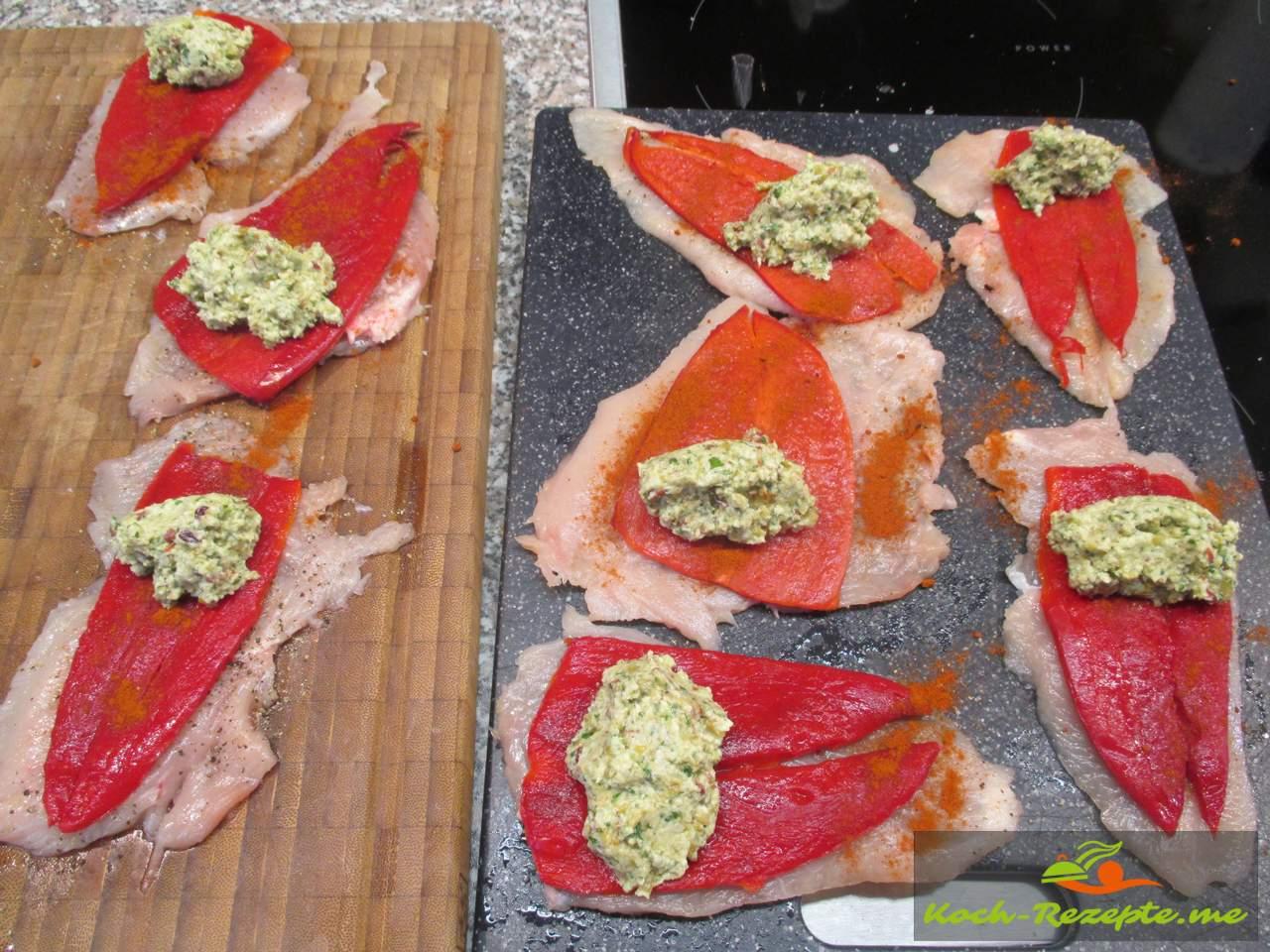 Köstliche Hähnchenrouladen mit Paprika, Mozzarella, Füllung