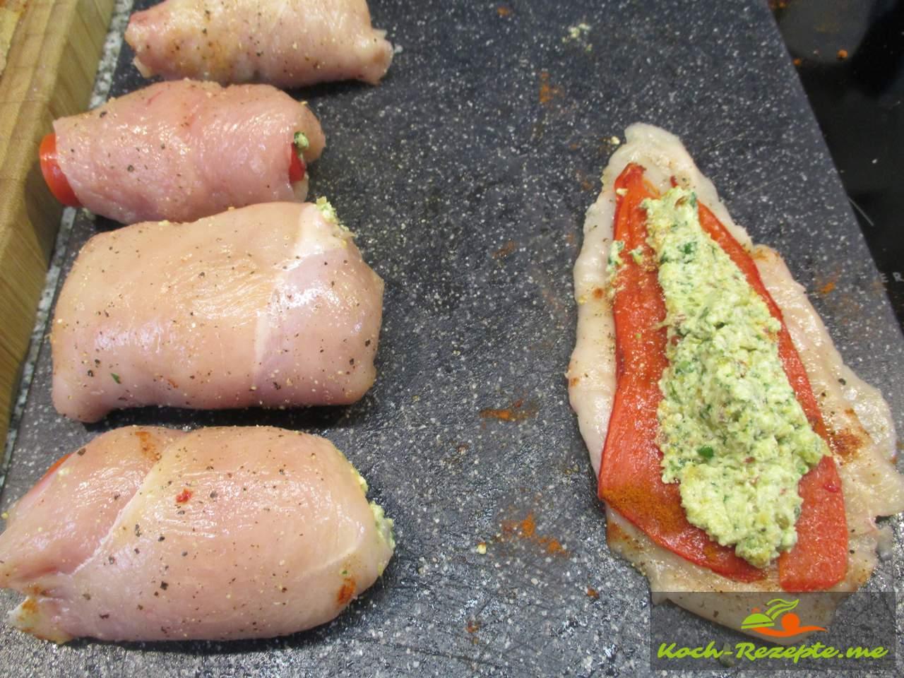 Köstliche Hähnchenrouladen mit Paprika, Mozzarella, Füllung