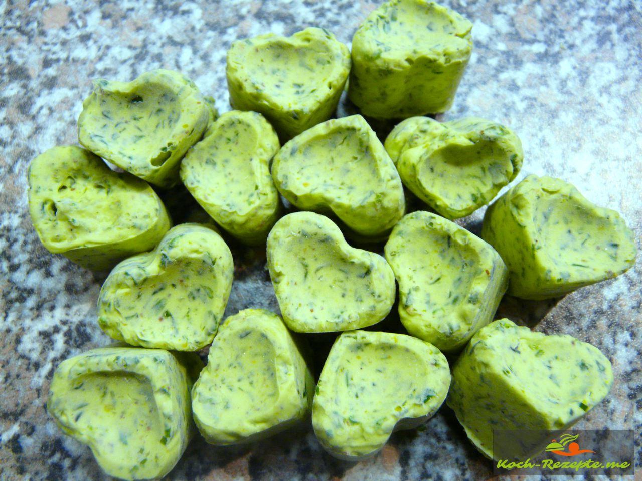 Waldknoblauch Butter herstellen,als Bärlauch Butter beliebt
