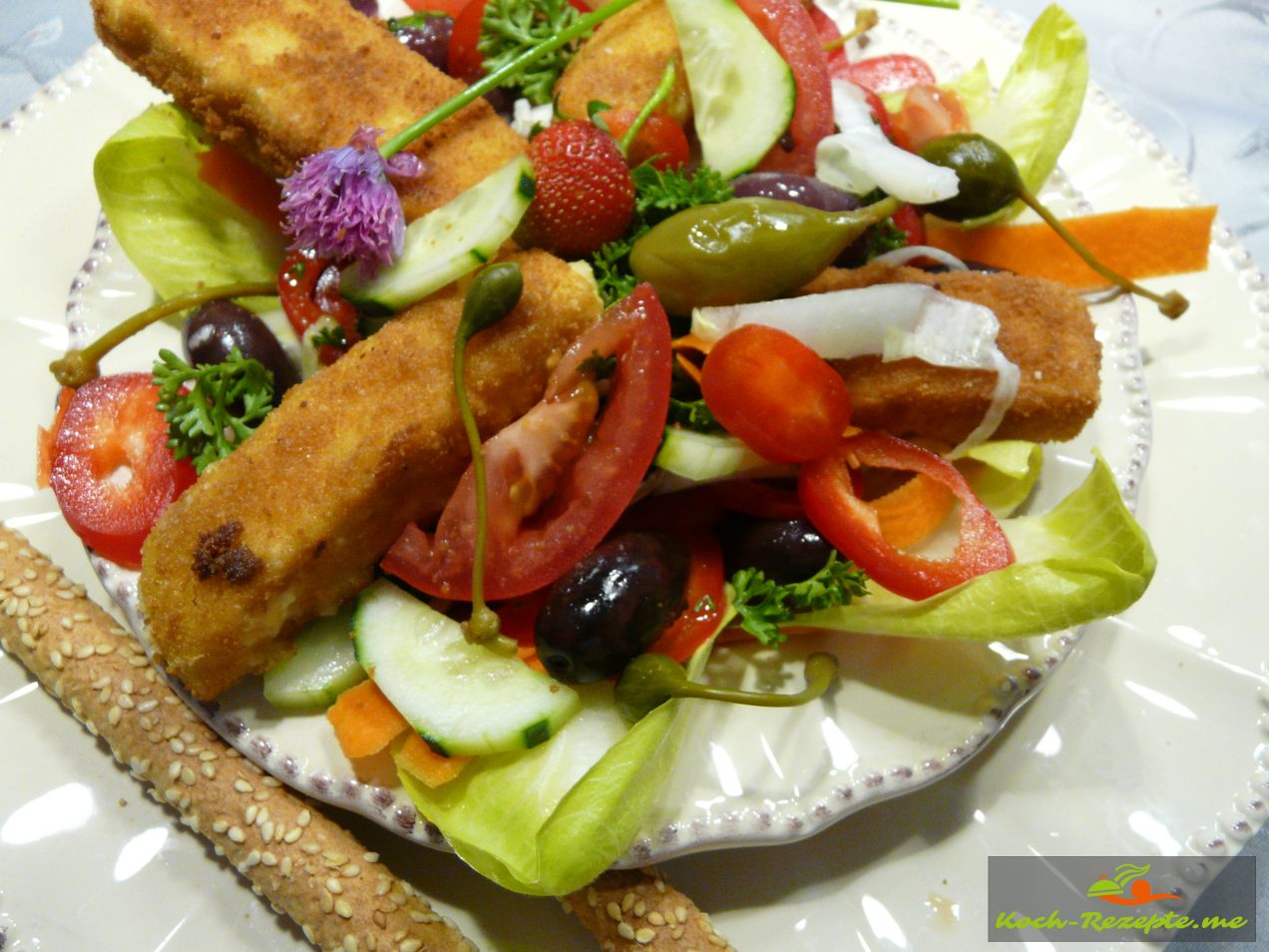 griechischer Bauernsalat mit gebratenem Feta,Rezept klassisch,einfach